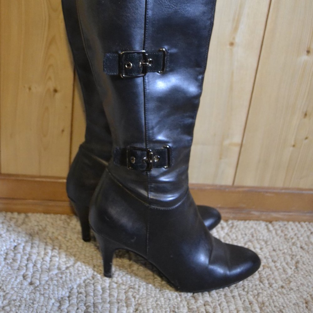 Black Boots Size 6
